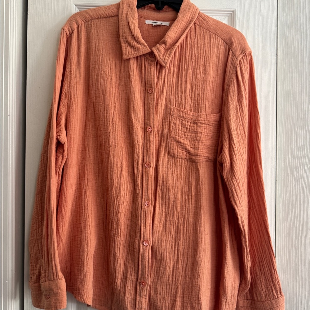 O’Neill Women’s Coral Gauze Button-Up Shirt